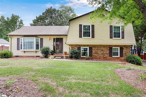 View 5638 homes for sale in Raintree, take real estate virtual tours & browse MLS listings in Charlotte, NC at realtor. . Raintree lane